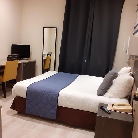 Logis Hotel Restaurant De L'Ecu Montbard Εξωτερικό φωτογραφία